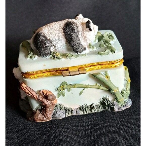 VTG Panda Trinket Box 3-dimensional Hinged - Picture 6 of 11